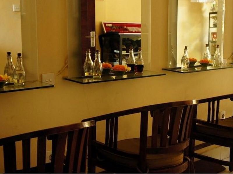 Gasthuis Astiti Salon And